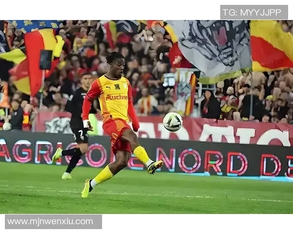 足球巨星迎来女儿降生，家庭再添新成员喜讯满满