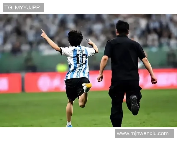 那些曾让球迷捧心捂脸的足球老射歪球星们的尴尬瞬间